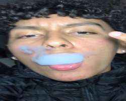 Wavy Osvaldo smoking